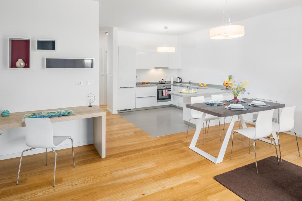 Apartament Maj Premium *