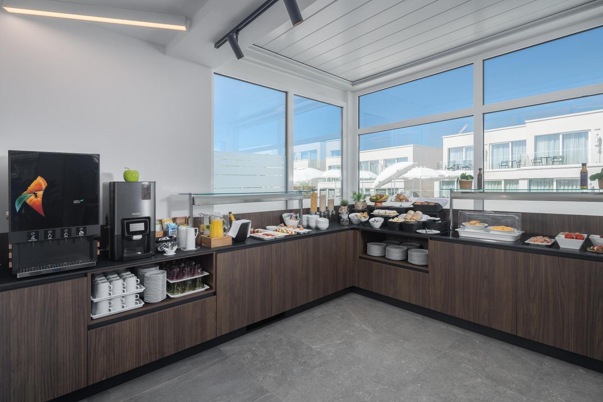 Maj Premium Residence Apartment