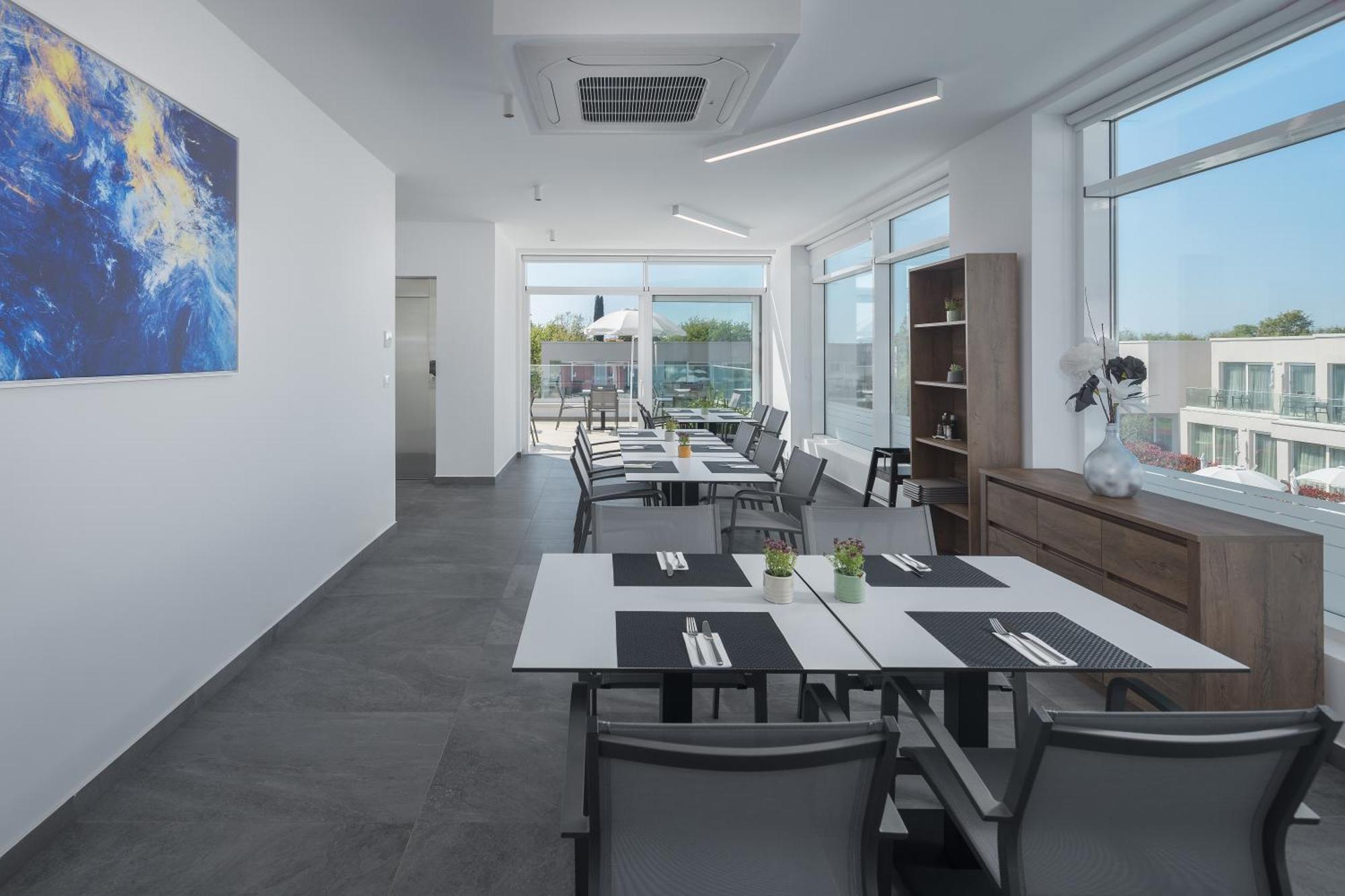 Maj Premium Residence Apartment *